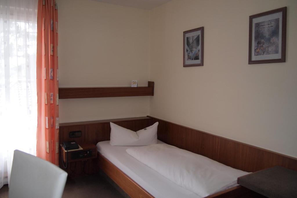 Hotel Am Bad Tübingen Habitación foto