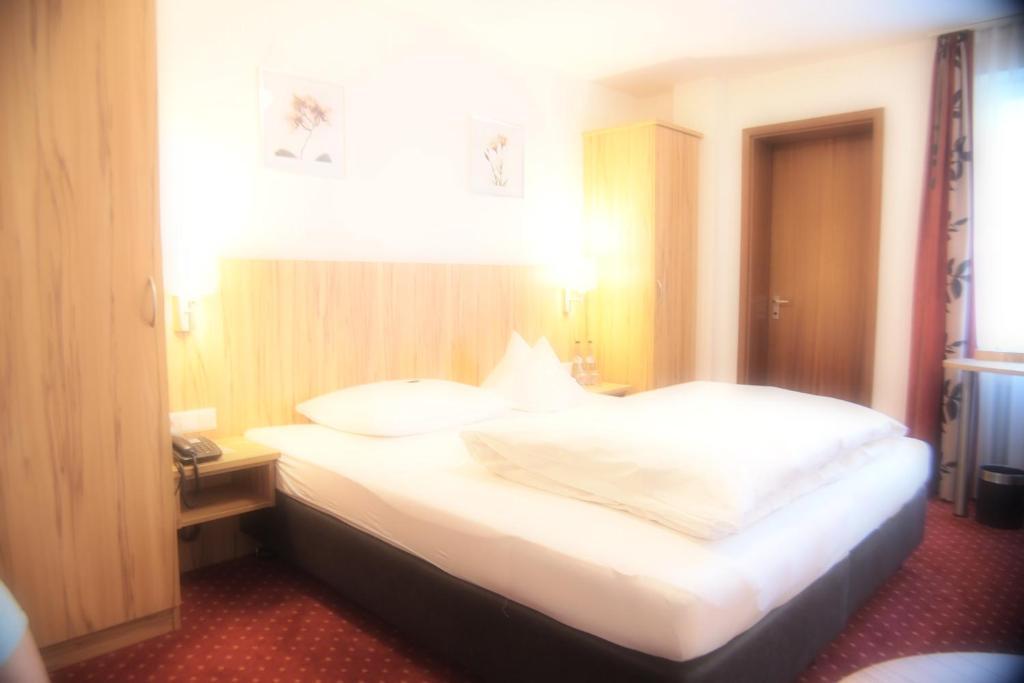 Hotel Am Bad Tübingen Habitación foto